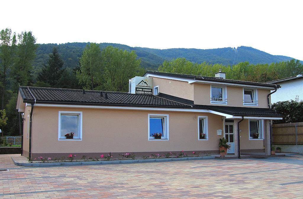 Guest House Pri Gondoli Marburgo Esterno foto