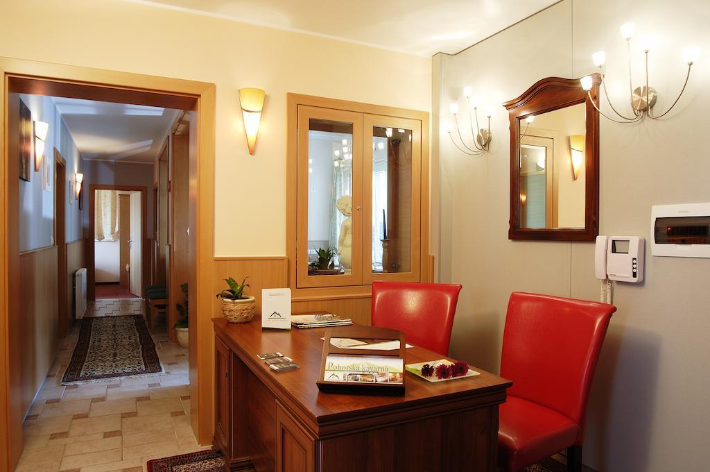 Guest House Pri Gondoli Marburgo Esterno foto