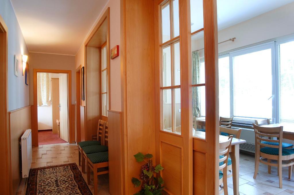 Guest House Pri Gondoli Marburgo Esterno foto
